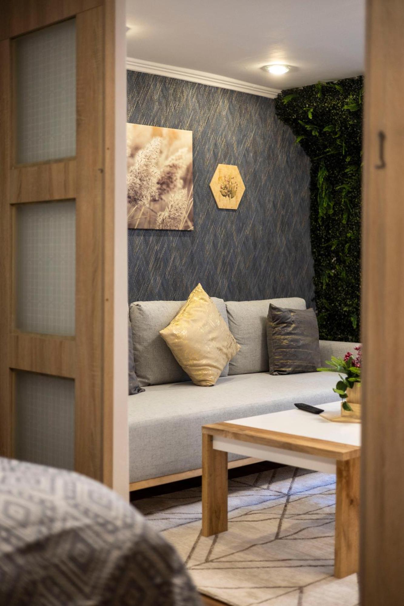 Cozy & Homy In The Heart Of Appartamento *