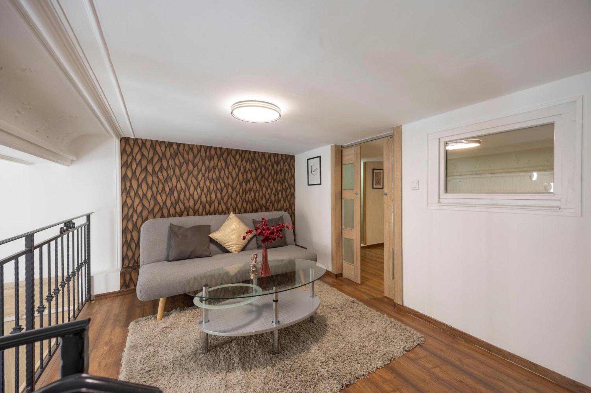 Cozy & Homy In The Heart Of Appartamento Budapest